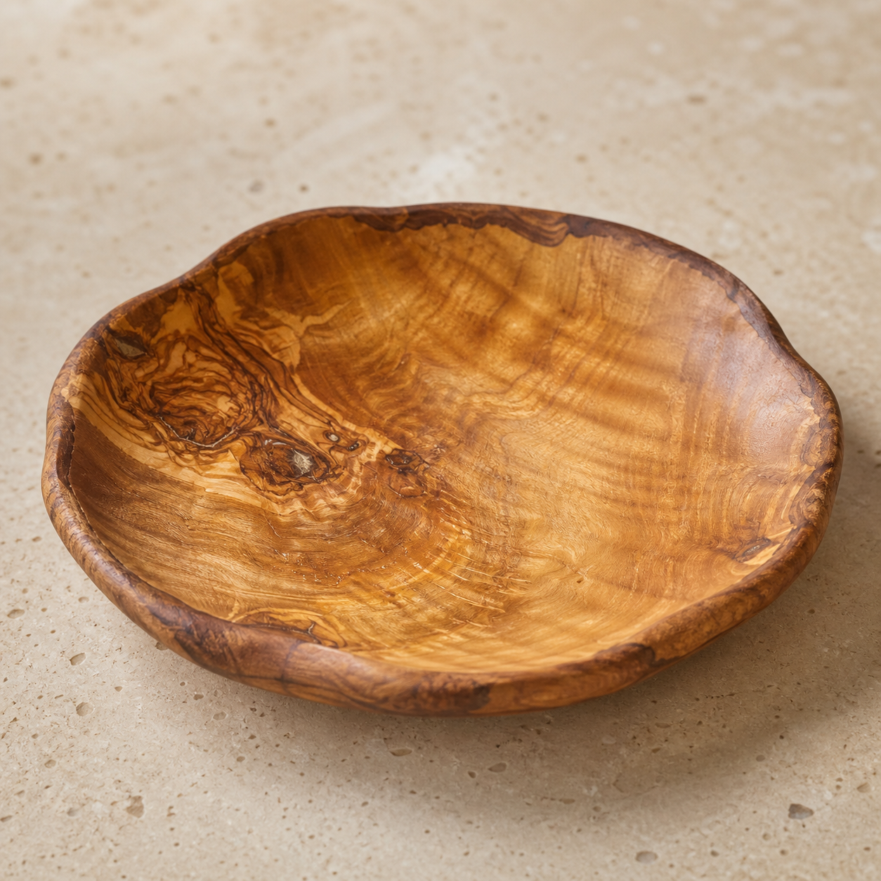 Piatto fondo in legno per ristorazione